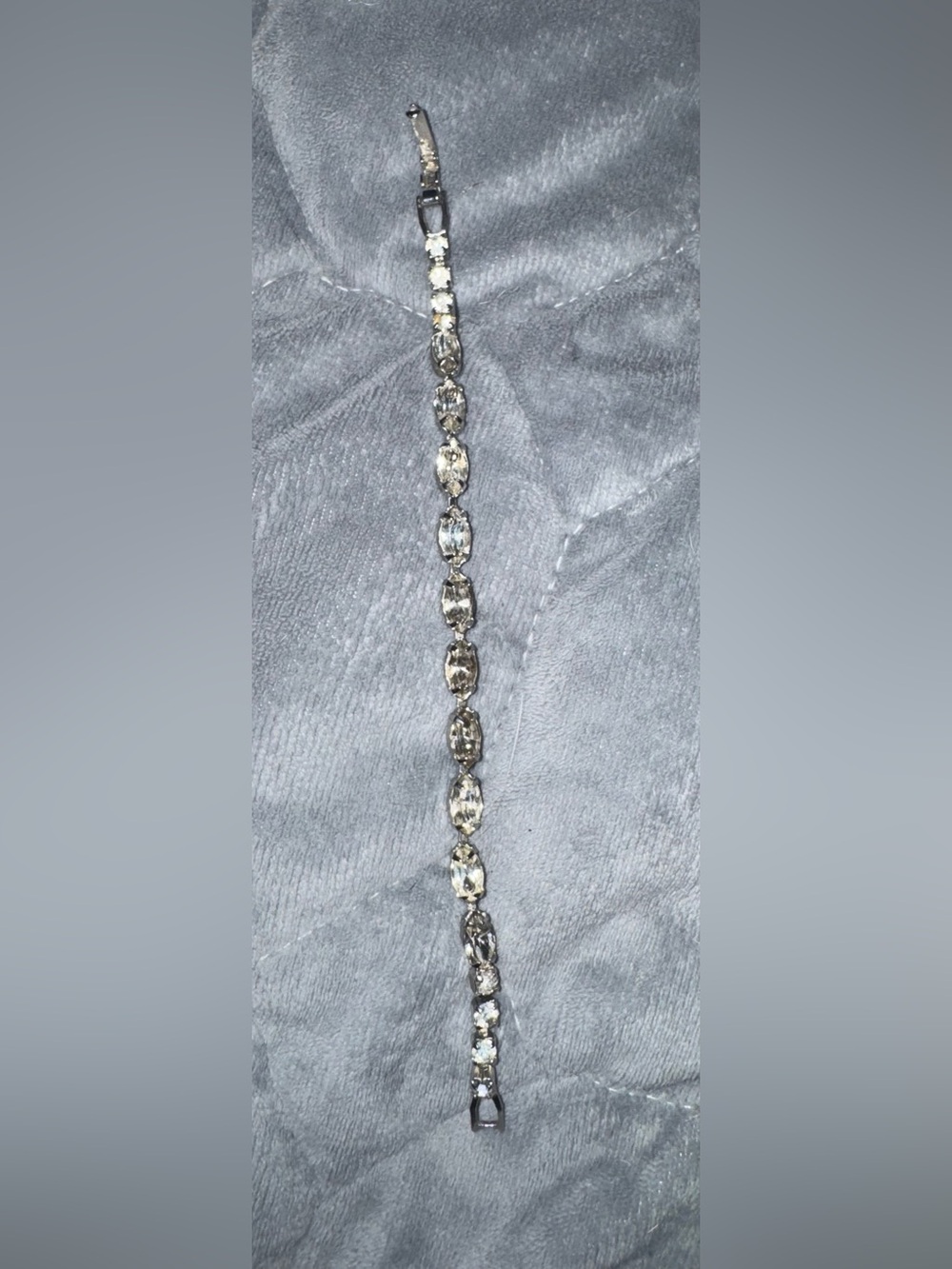 Vintage Circa 1951–1955 Pre-Copyright Signed Weiss Bracelet